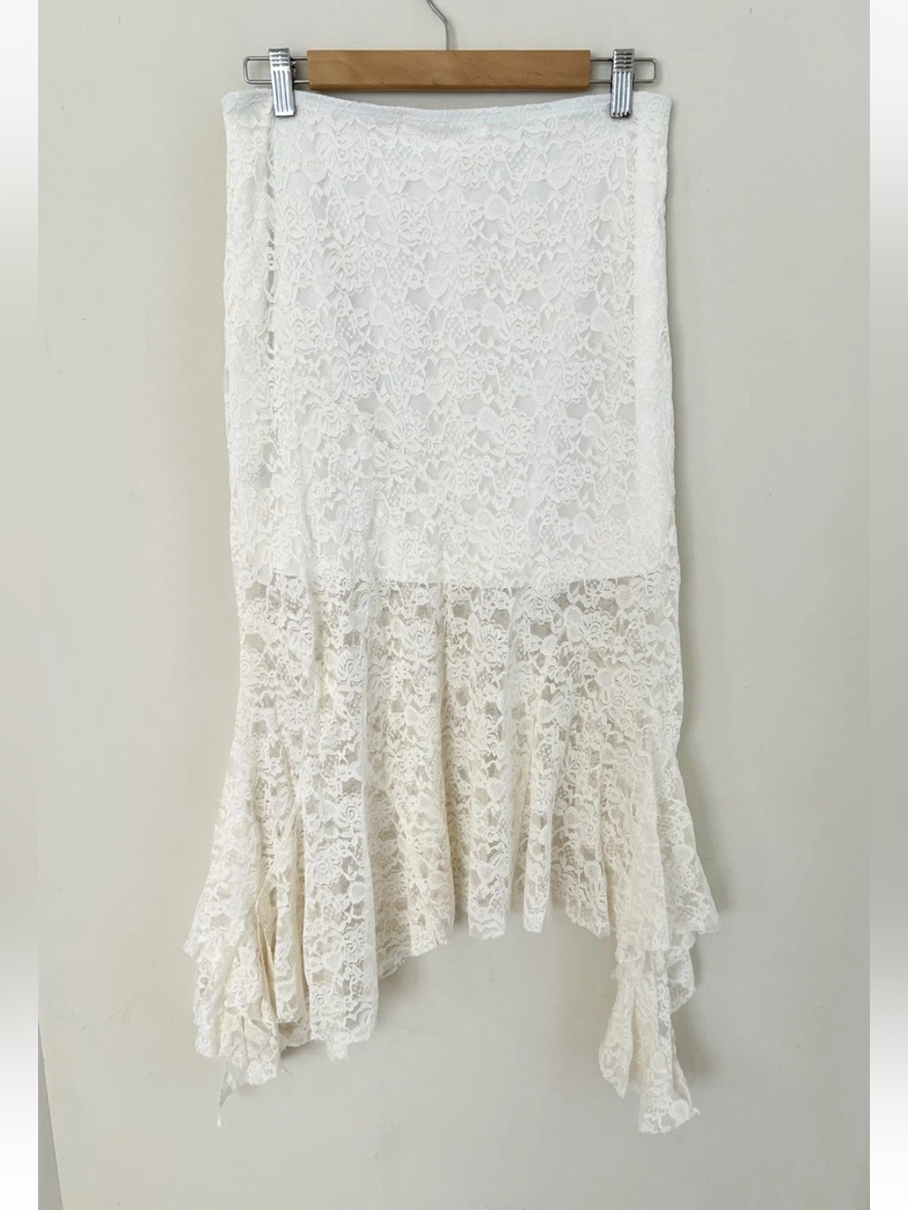 Altar’d State Faith Midi Tiered Asymmetric Lined Lace Ivory Skirt NWT Size L - Picture 6 of 10